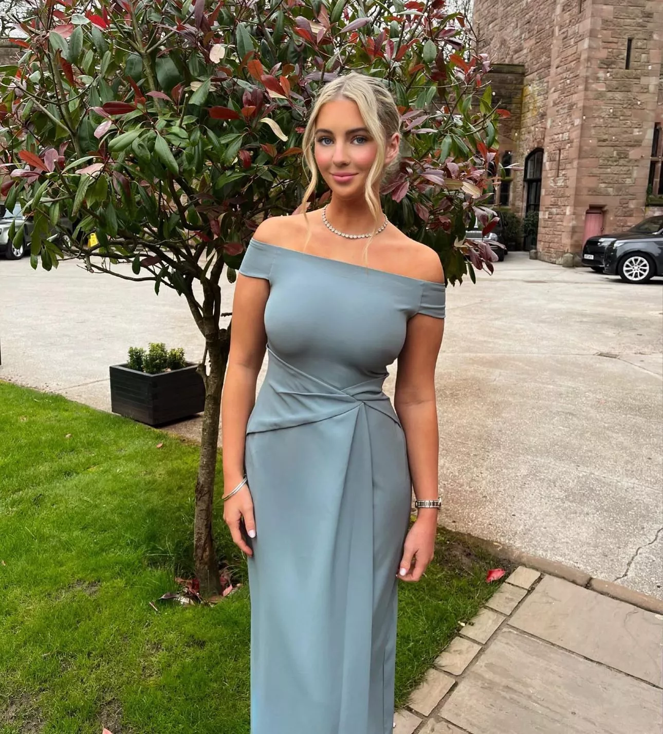 what a lovey bridesmaid posted by _ADAMw