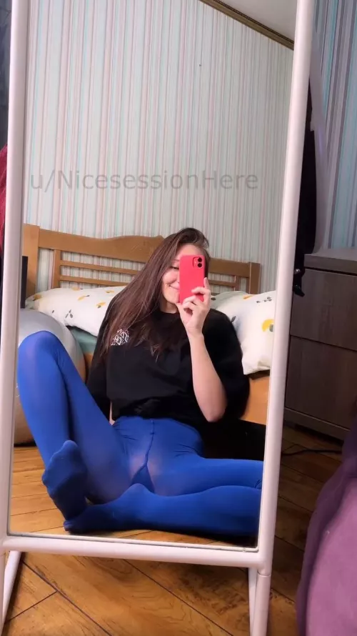 What's your favorite color? by NicesessionHere