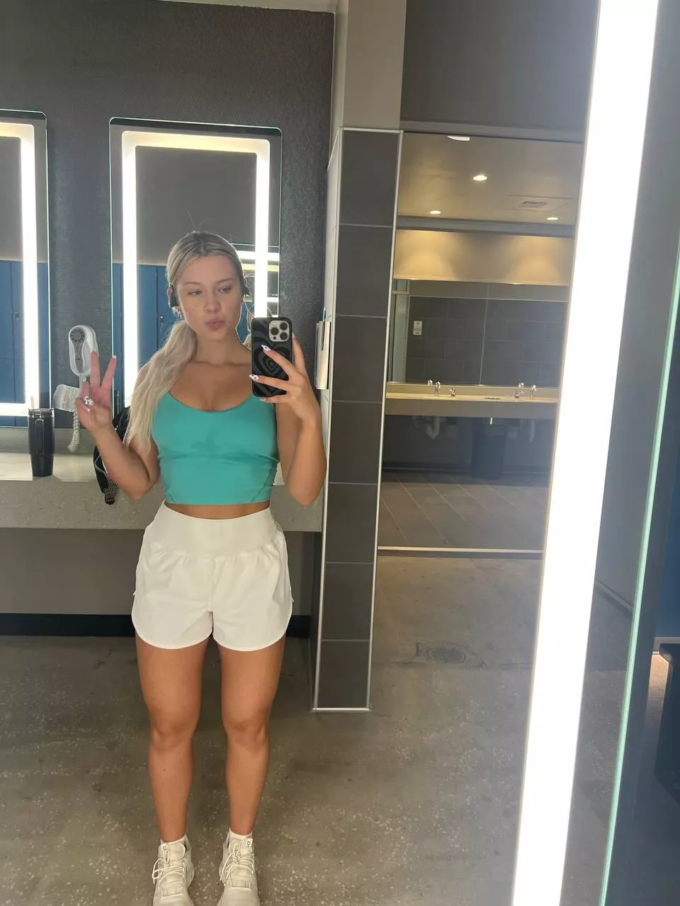 You can always catch me taking mirror selfies posted by sidmin