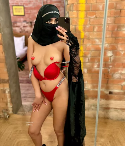 You promise you won’t pull out right? by prettylilarabtoes