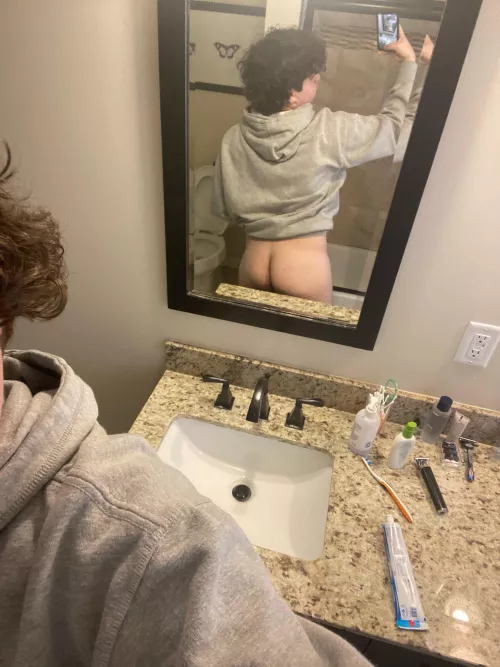 18 the door is open if you want to join me ;) alex_scott318 by alex_scott318