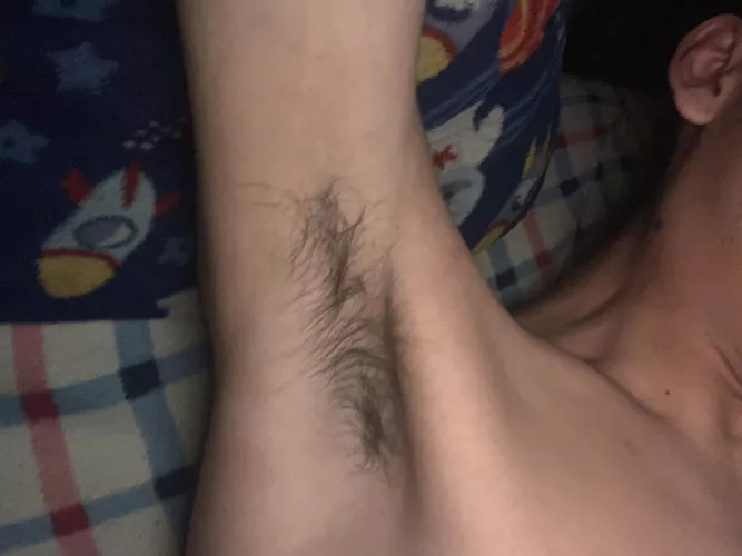 [18] Who wants to smell me?😏🥵😈 by kiriii_ku