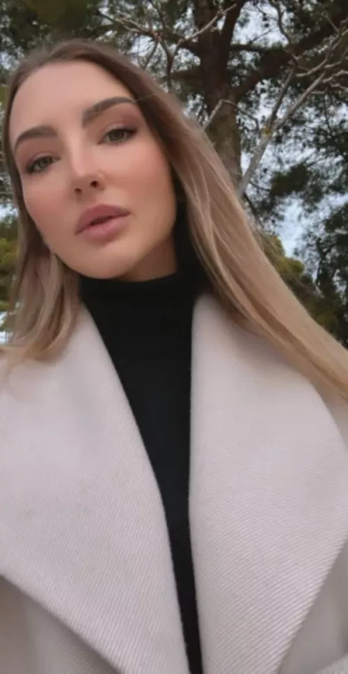 alexia (@secrethoneygirl) by Secrethoneygirl