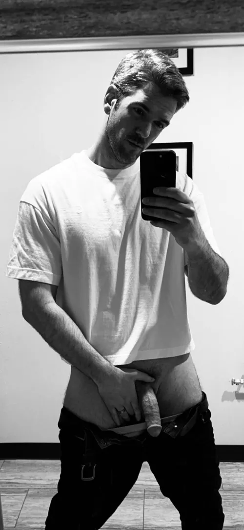 Bathroom #33 by hugefrigginguy2