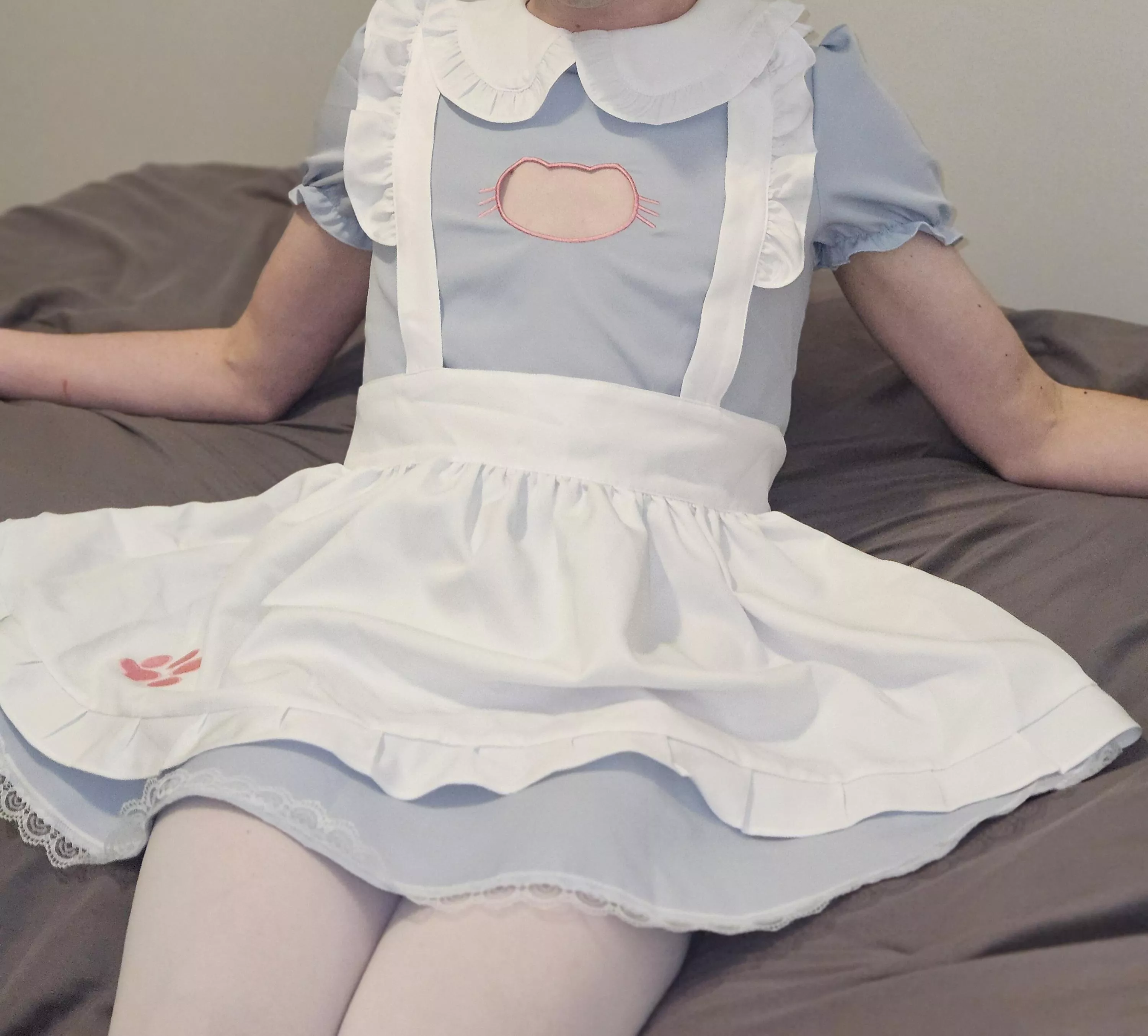 Cat boy maid :3 posted by femboysandwichh