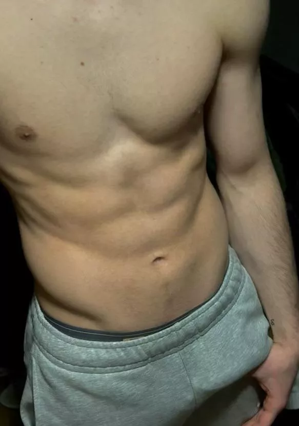 college stud in grey sweats after workout posted by Sensitive_Airline_63