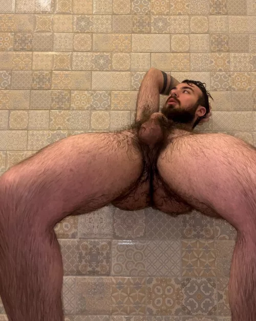 Come and sniff my sweaty body 😏😈 by GreekOlympicGod