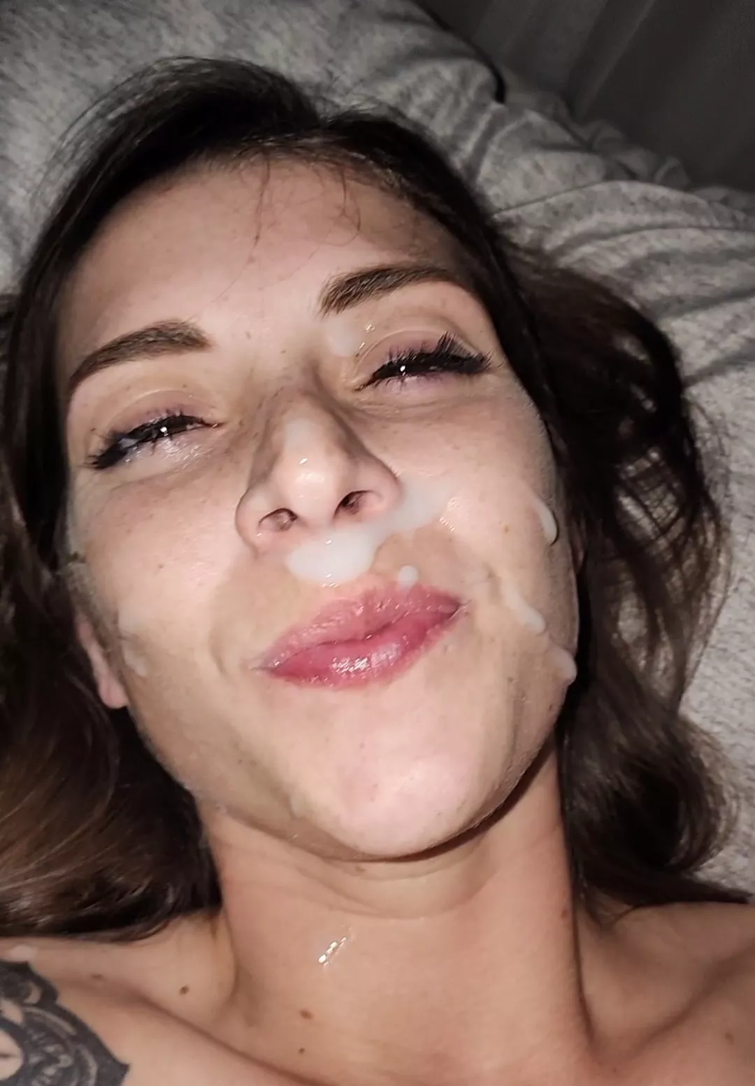 Cover my face with your warm cum please  posted by inkedabby