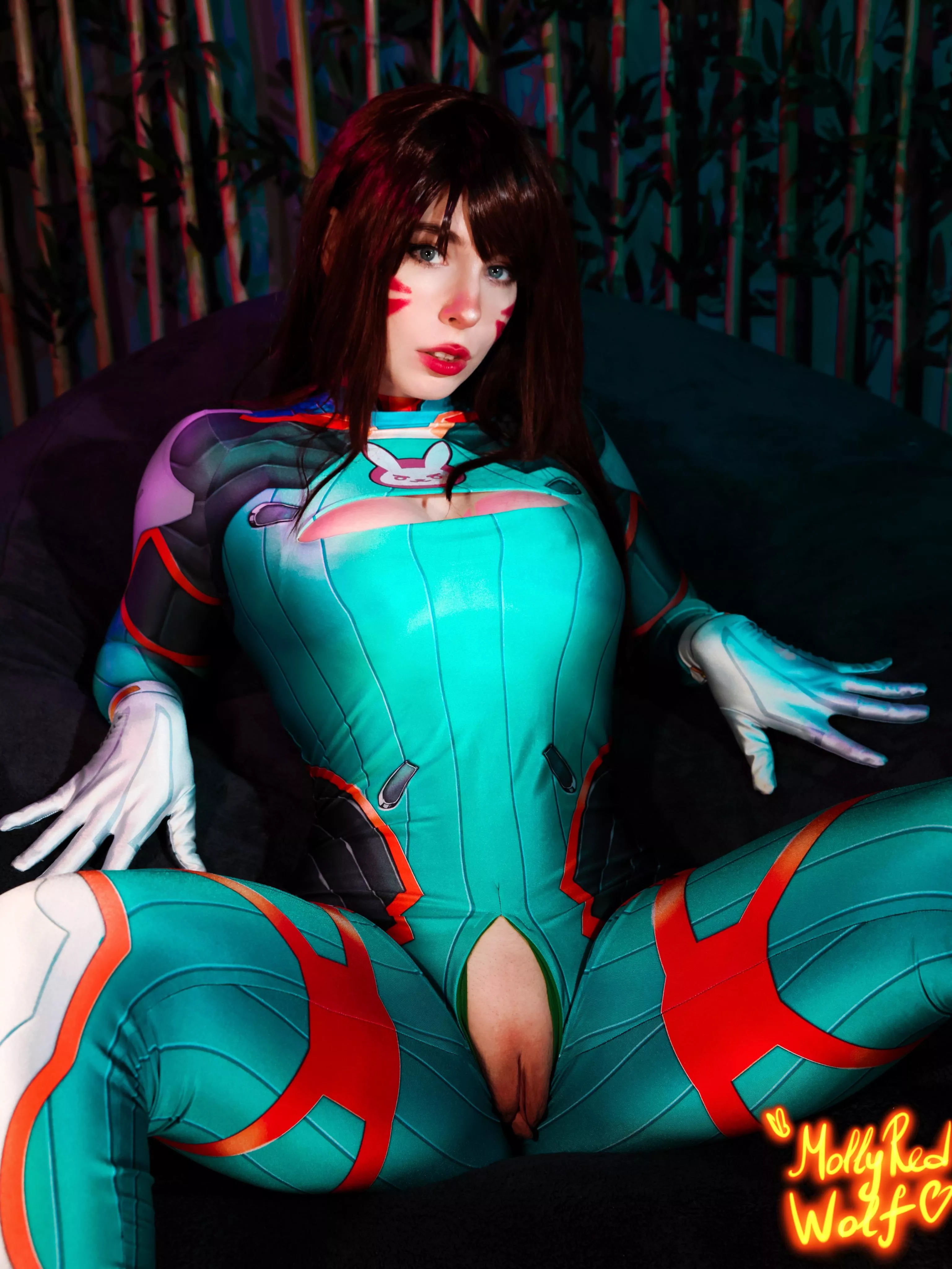 D.Va [Overwatch](Mollyredwolf) posted by MollyRedWolf