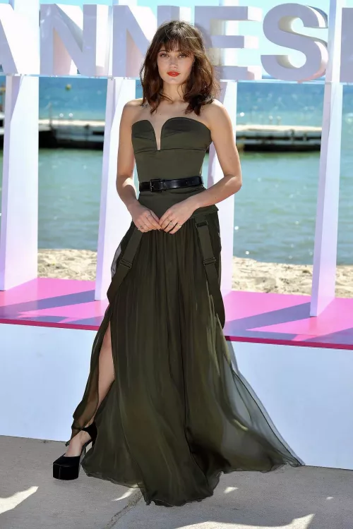 Ella Purnell  by ControlCAD