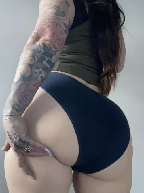 Happy hump day wherever you are by DreaJayde444