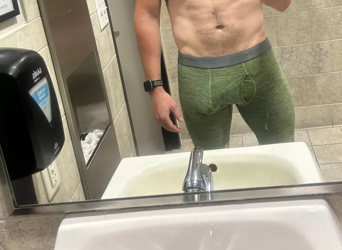 Hello by Bored_dragon18