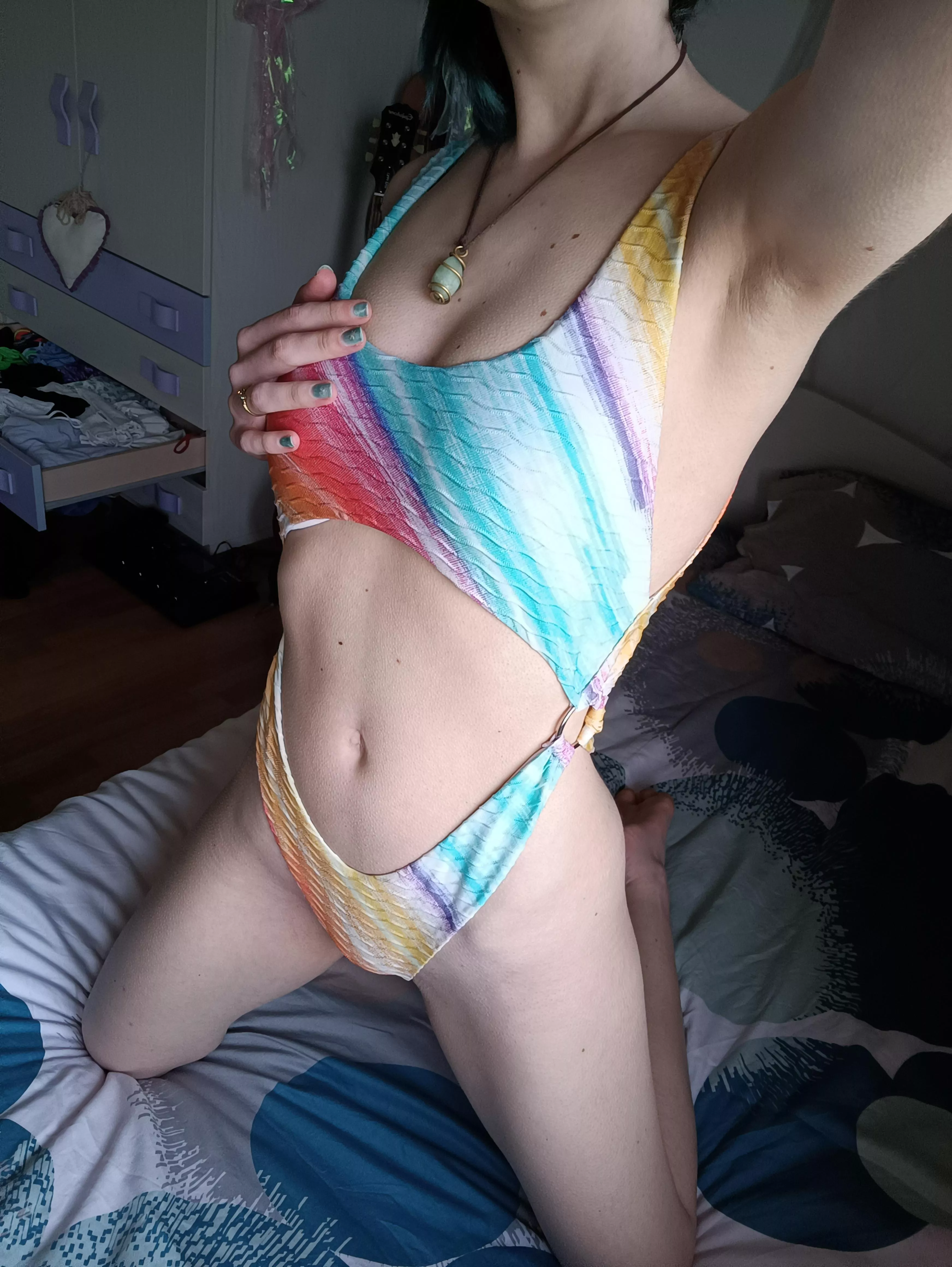 help me take this off, won't you? posted by AmaneAmaneee