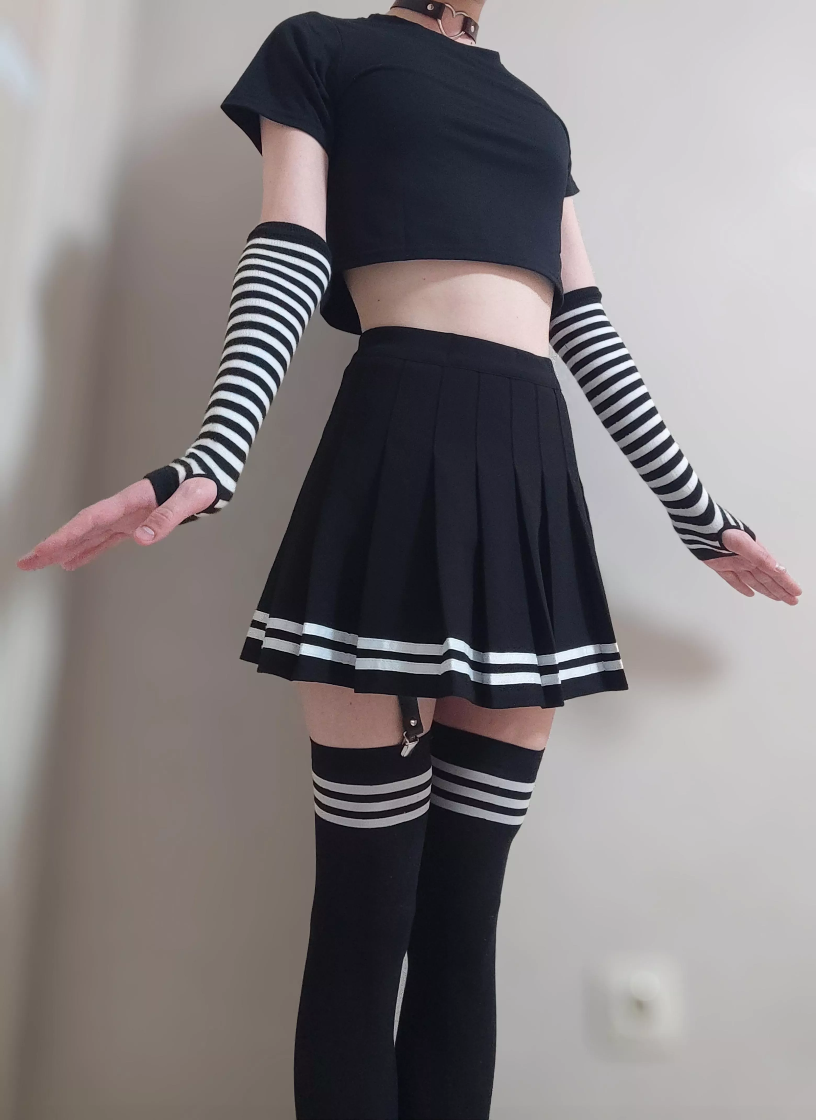 Hi, this is my first post  posted by HunterAccurate6997