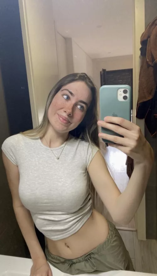 Hope I look pretty today by scorpiobaby2