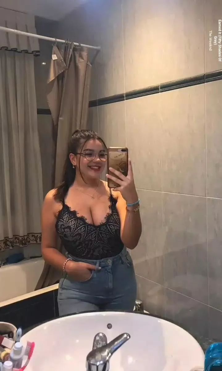 Huge posted by ATuaMae21