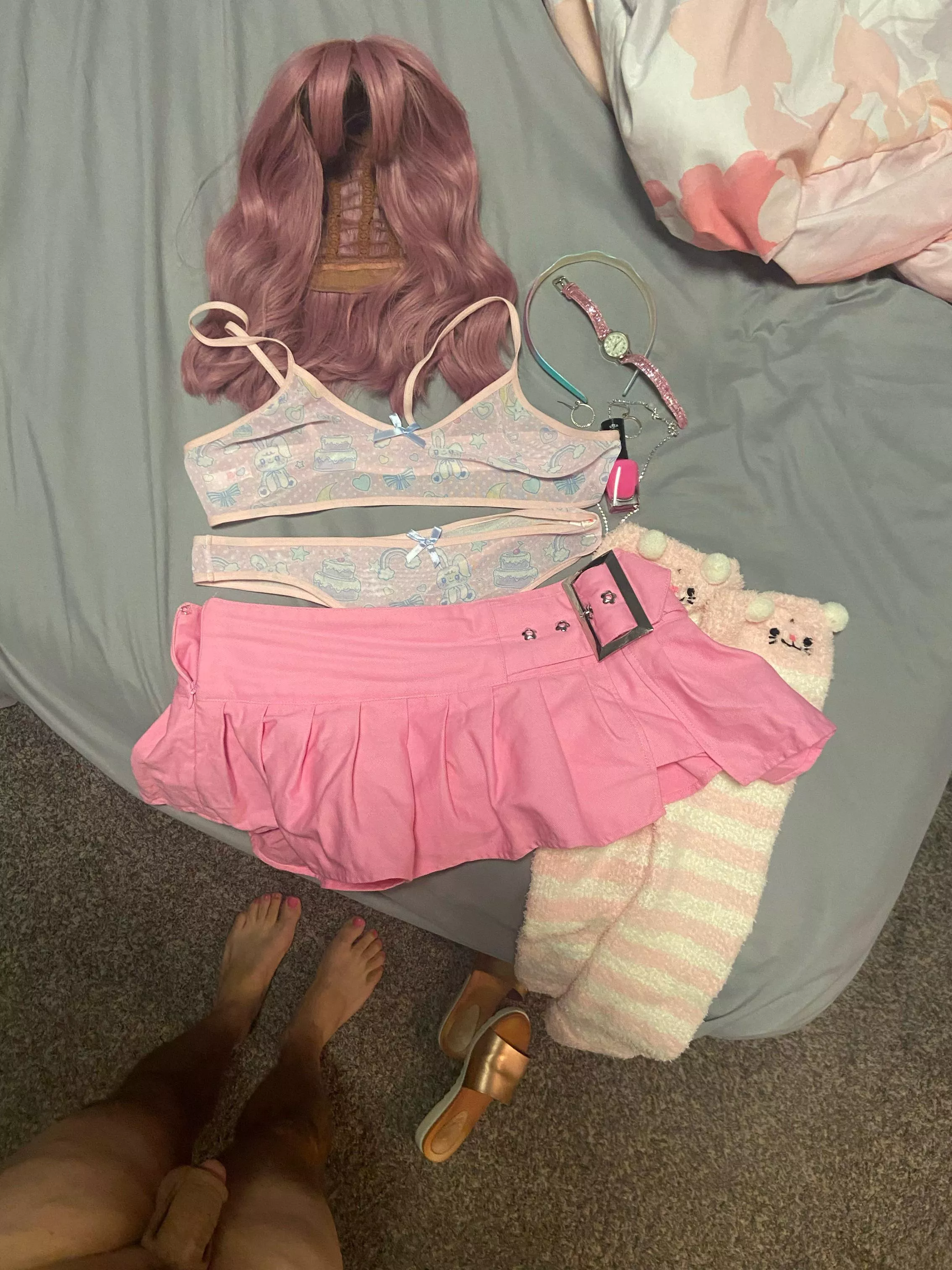 I know what my favourite feeling is🩷🩷🩷 What’s your💜💜💜 posted by Jocelyn_today