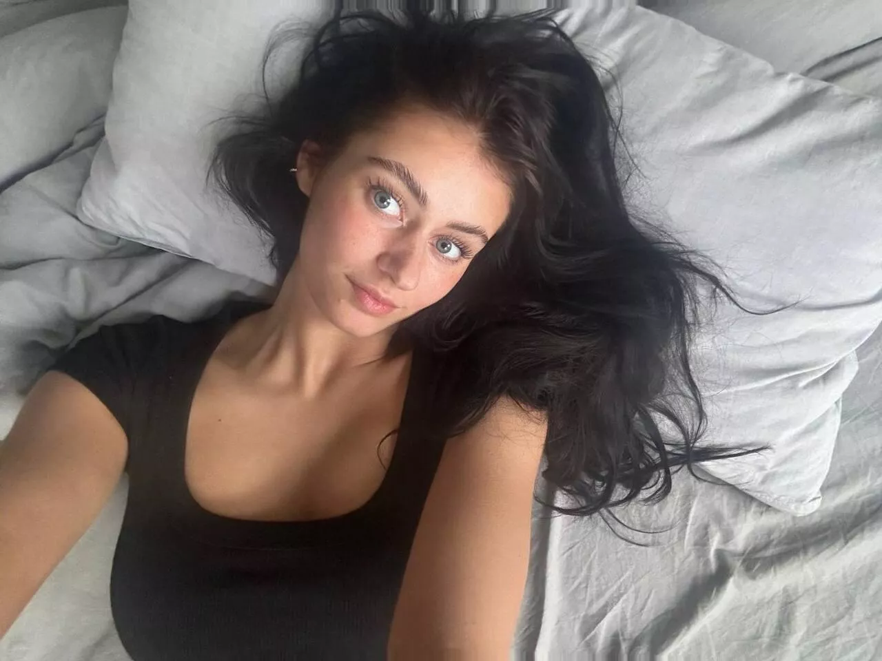 I know you want to undress my dress right now posted by pupierre