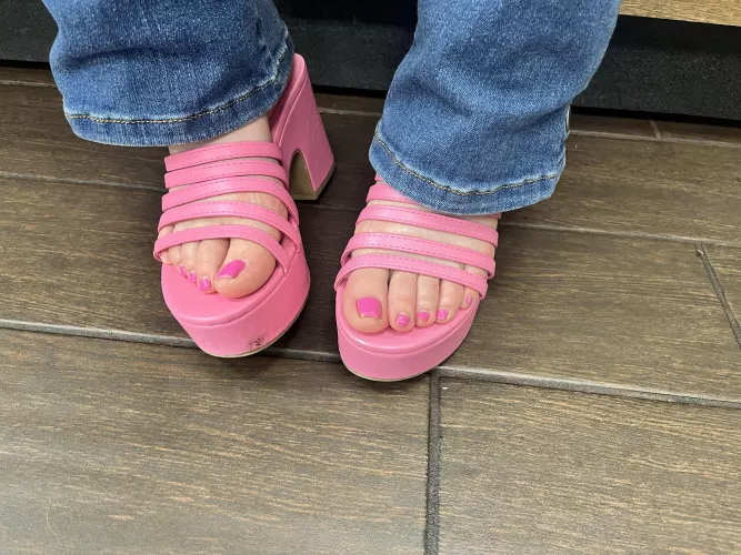 I love my natural pink nails! by starsodreamy