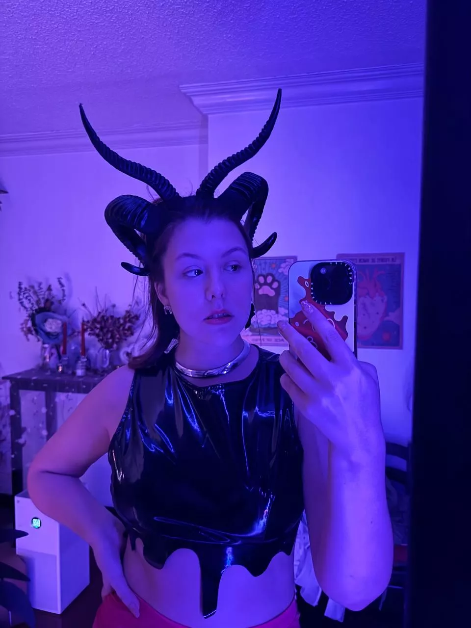 I shine so beautifully posted by neon__goddess