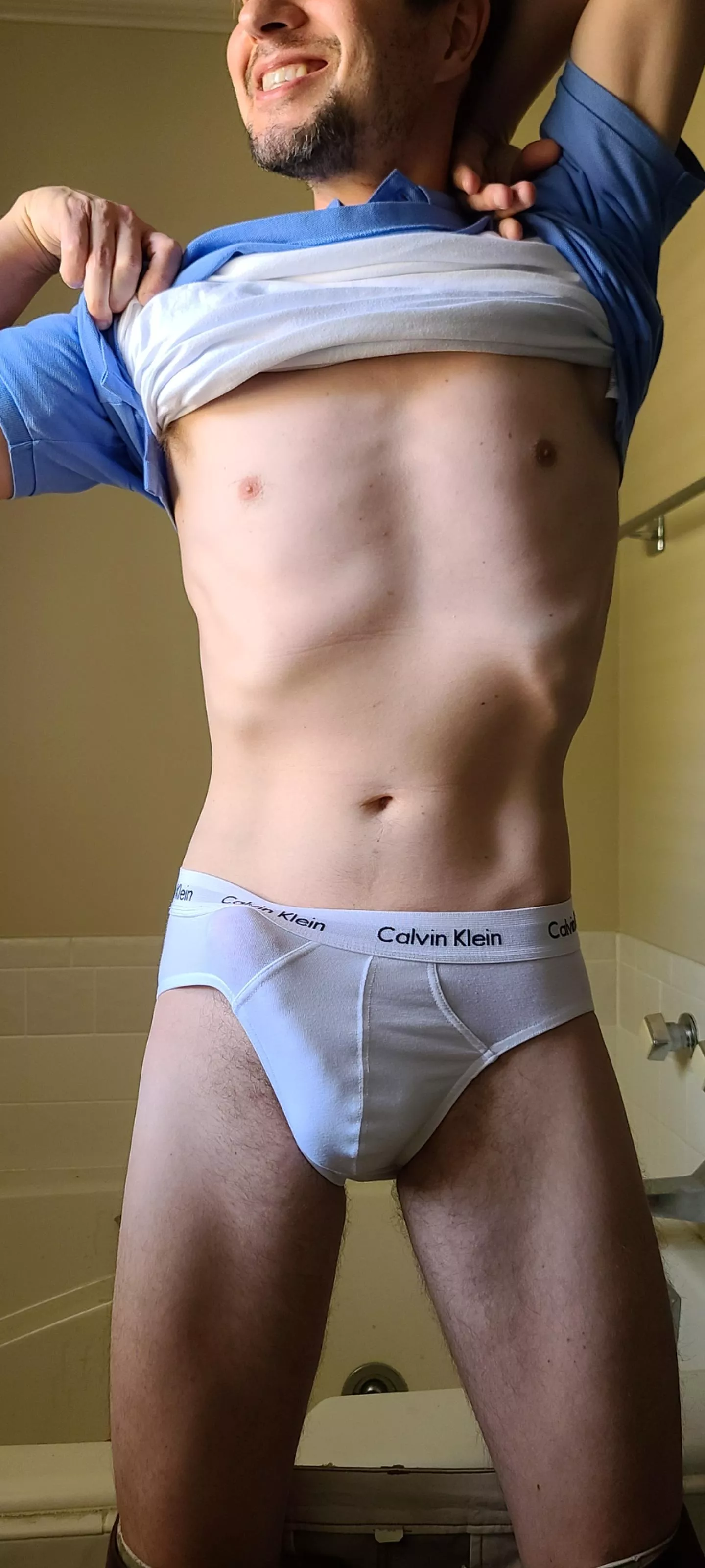 Is my bulge distracting? posted by whosmongoose