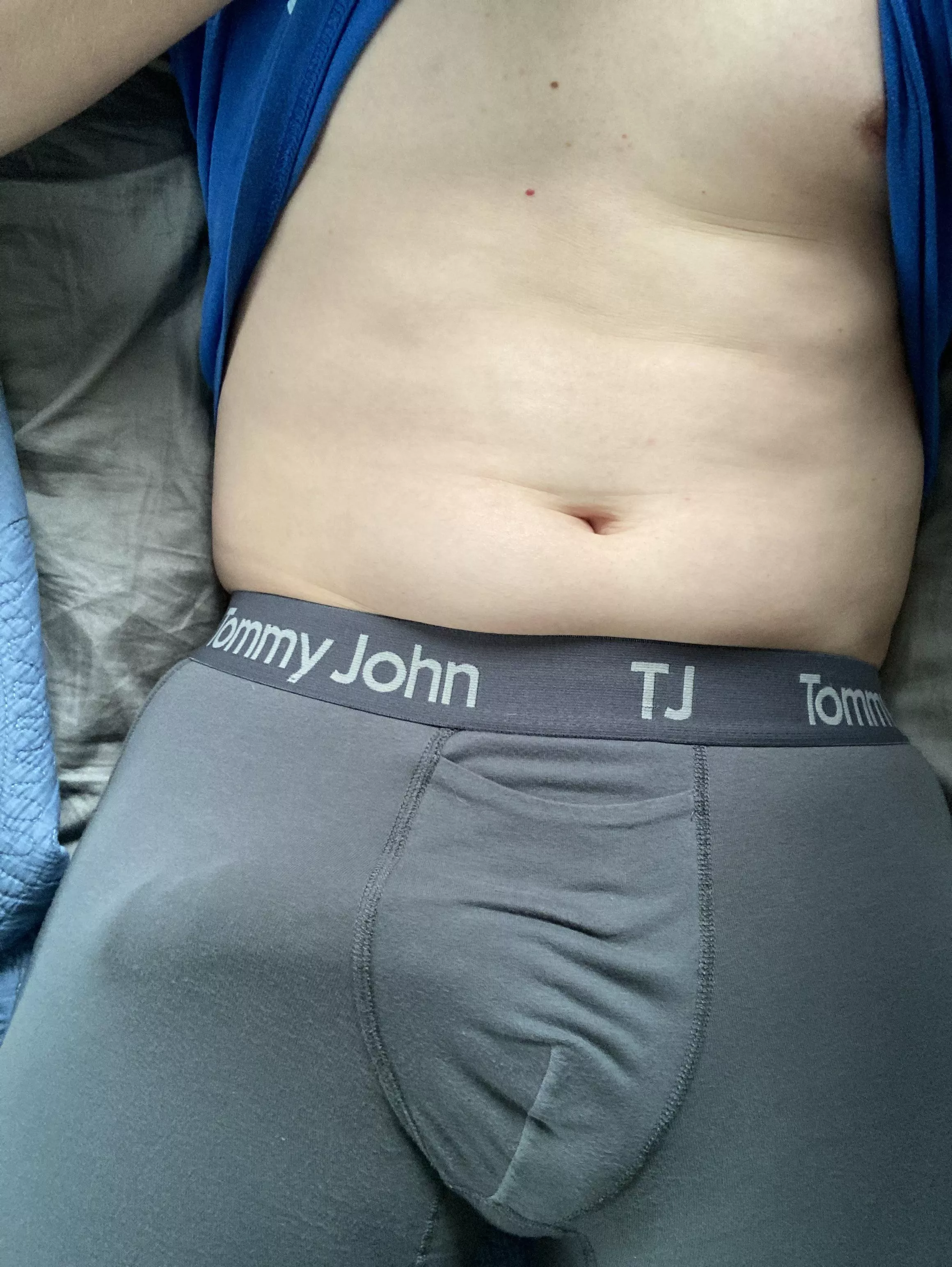 It really wants to be let out posted by silverswagsurfer