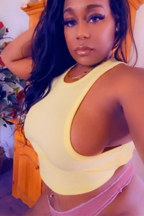 It's a sideboob kind of morning by aikai278