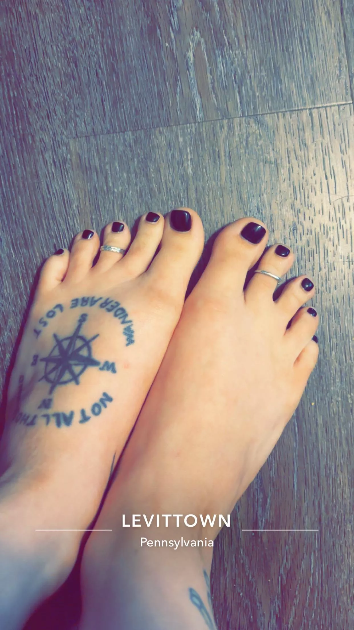 My feet need to be worshipped in Philadelphia Pennsylvania posted by Purple_Rush_9667
