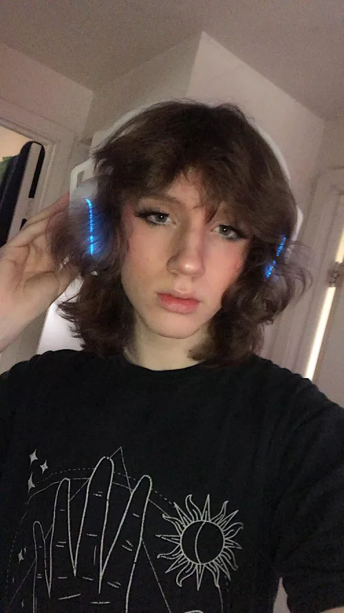 My first post here! ☺️ by Maxchaos2005