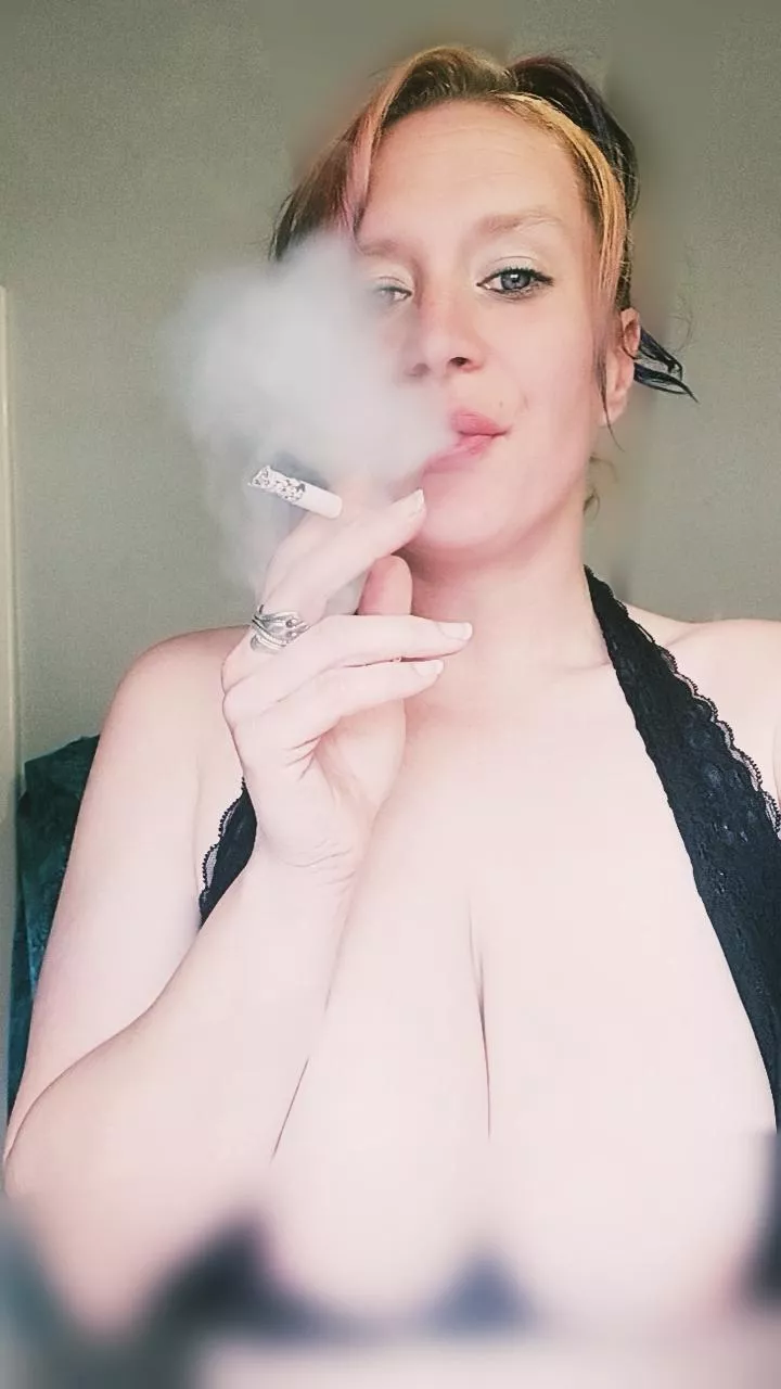 Oh you want to see more?  posted by ladygreen69420