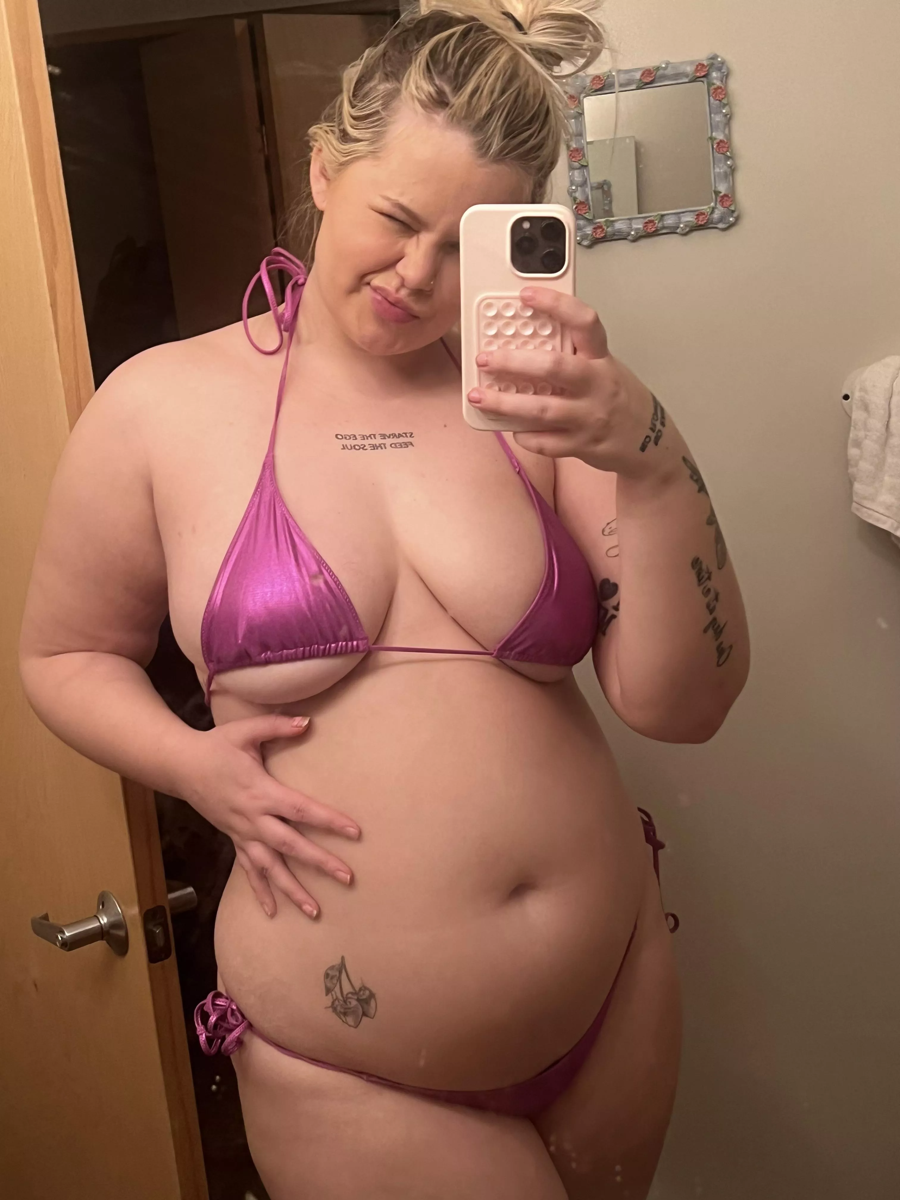 Stuffed from my bday dinner  posted by wispy_girlwa