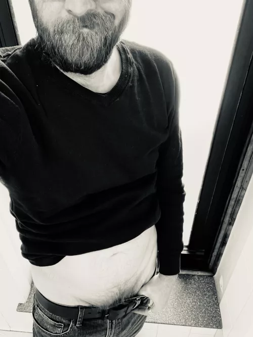 The moment you realize your favorite librarian might have a thing for you. 😉 by JeanLucPecan