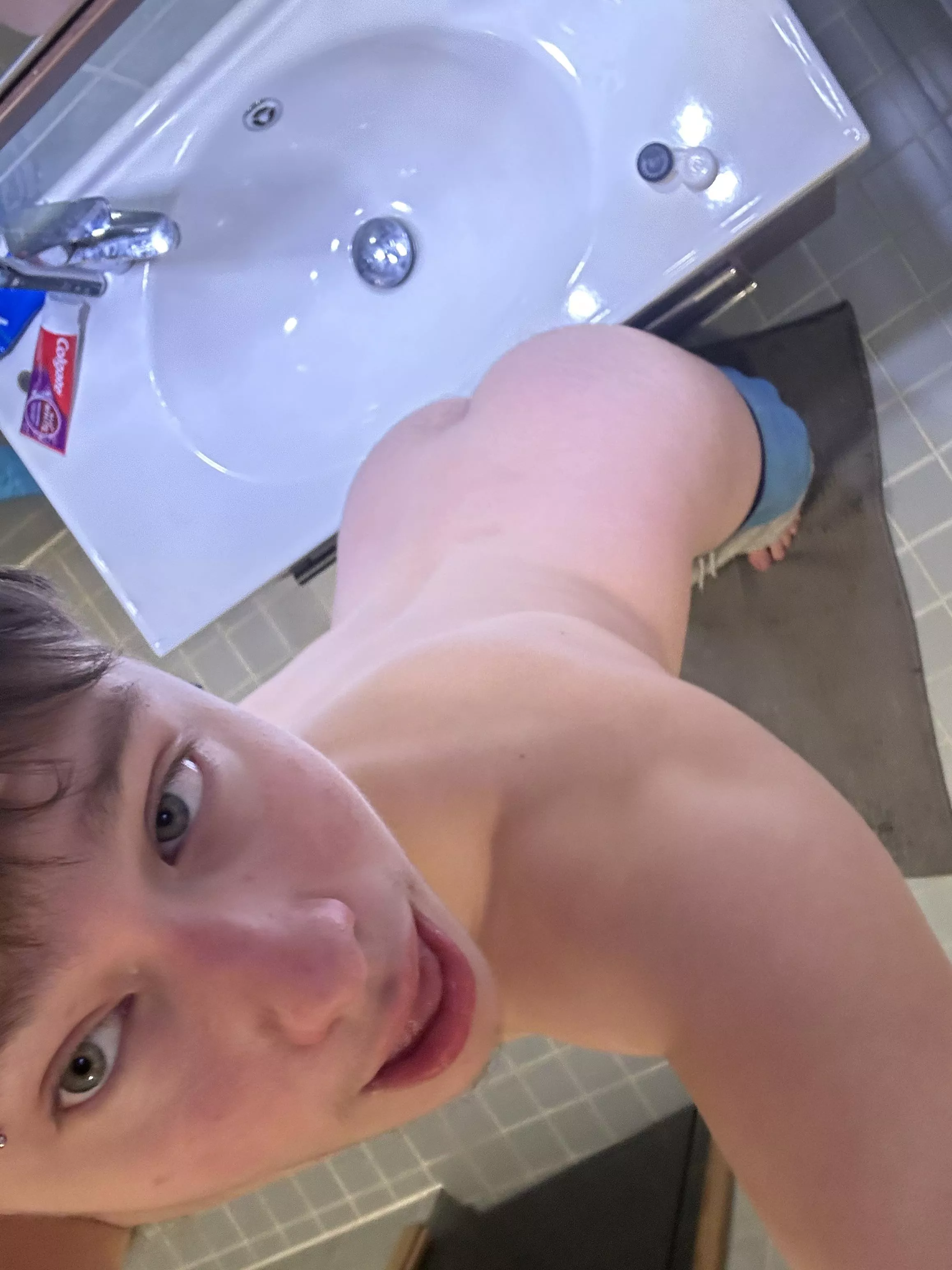 There is nothing more cute than taking butt pics from this angle posted by Favoriteteenboy