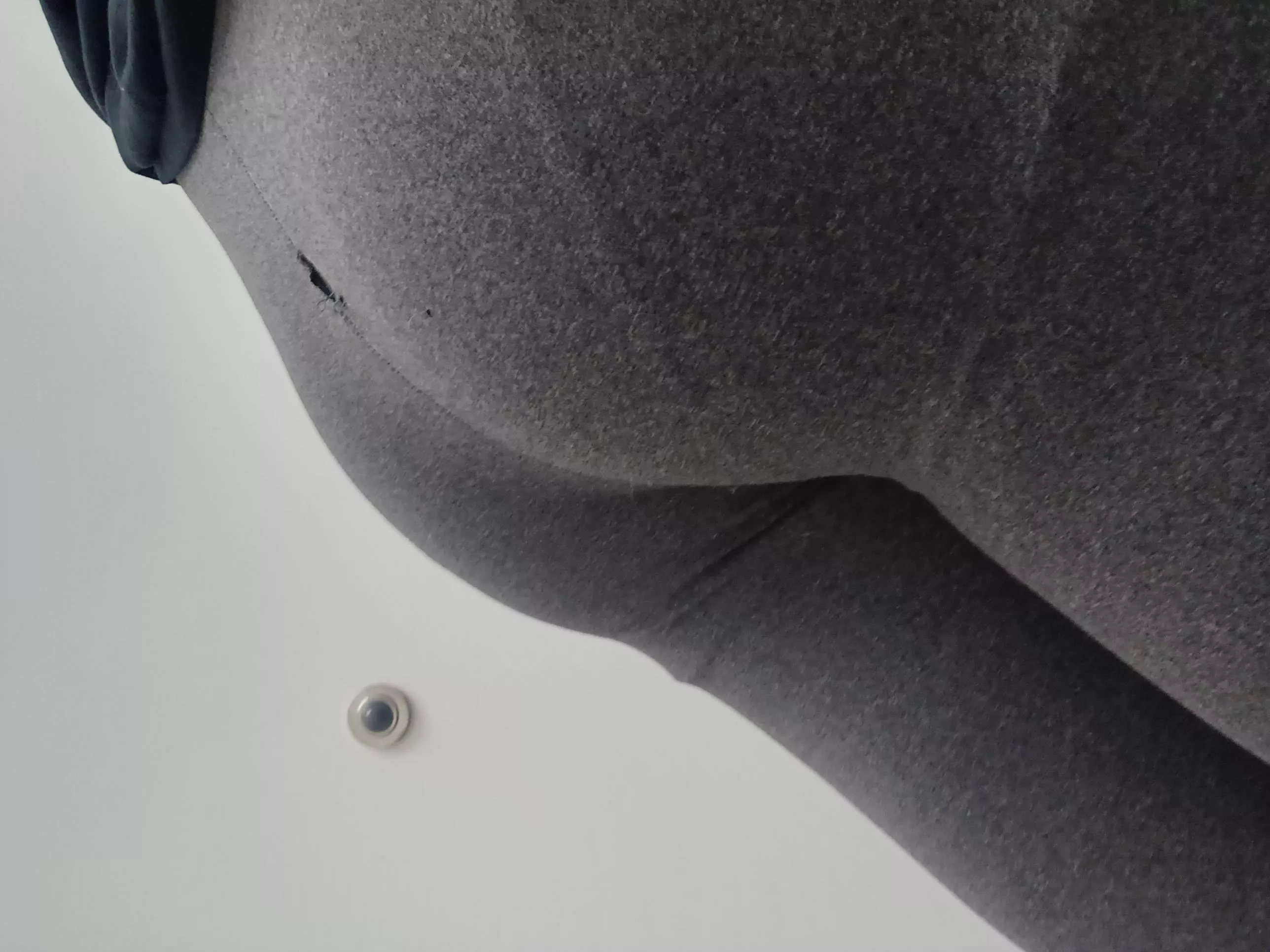 there's a hole in these pants, mmmaybe someone could tear it wider ;> posted by Skaboople