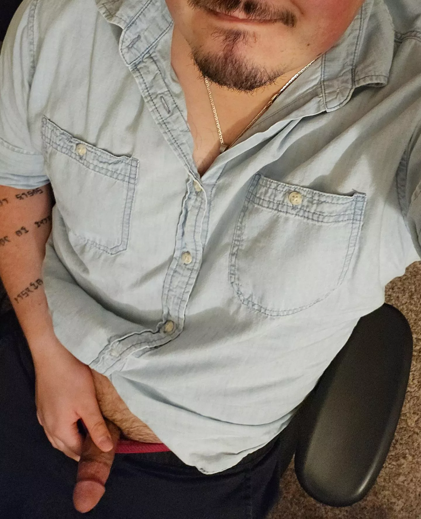 Wanna touch tips while you tell me about your day? posted by BontuisBaee