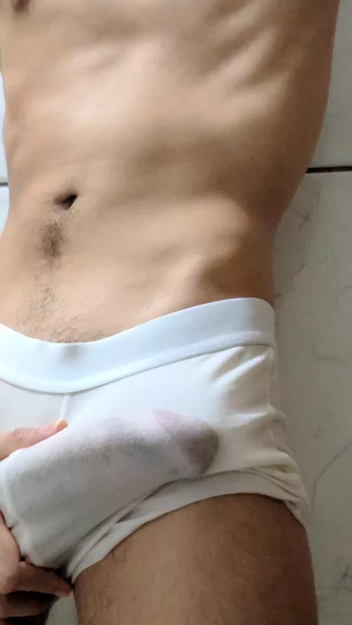 Wet? by fuzzydream_hc