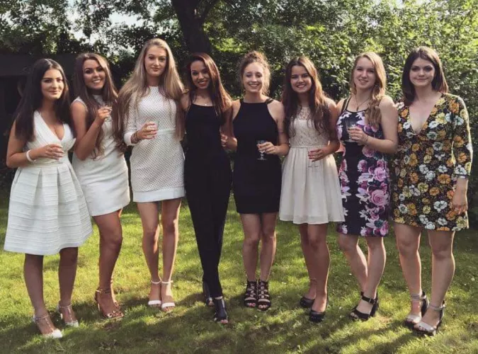 Who are you taking home [8] by True-Guide-110