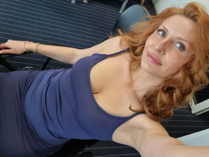 Would you hire me as your personal secretary? : ) (F54) by Pretty_Eyese