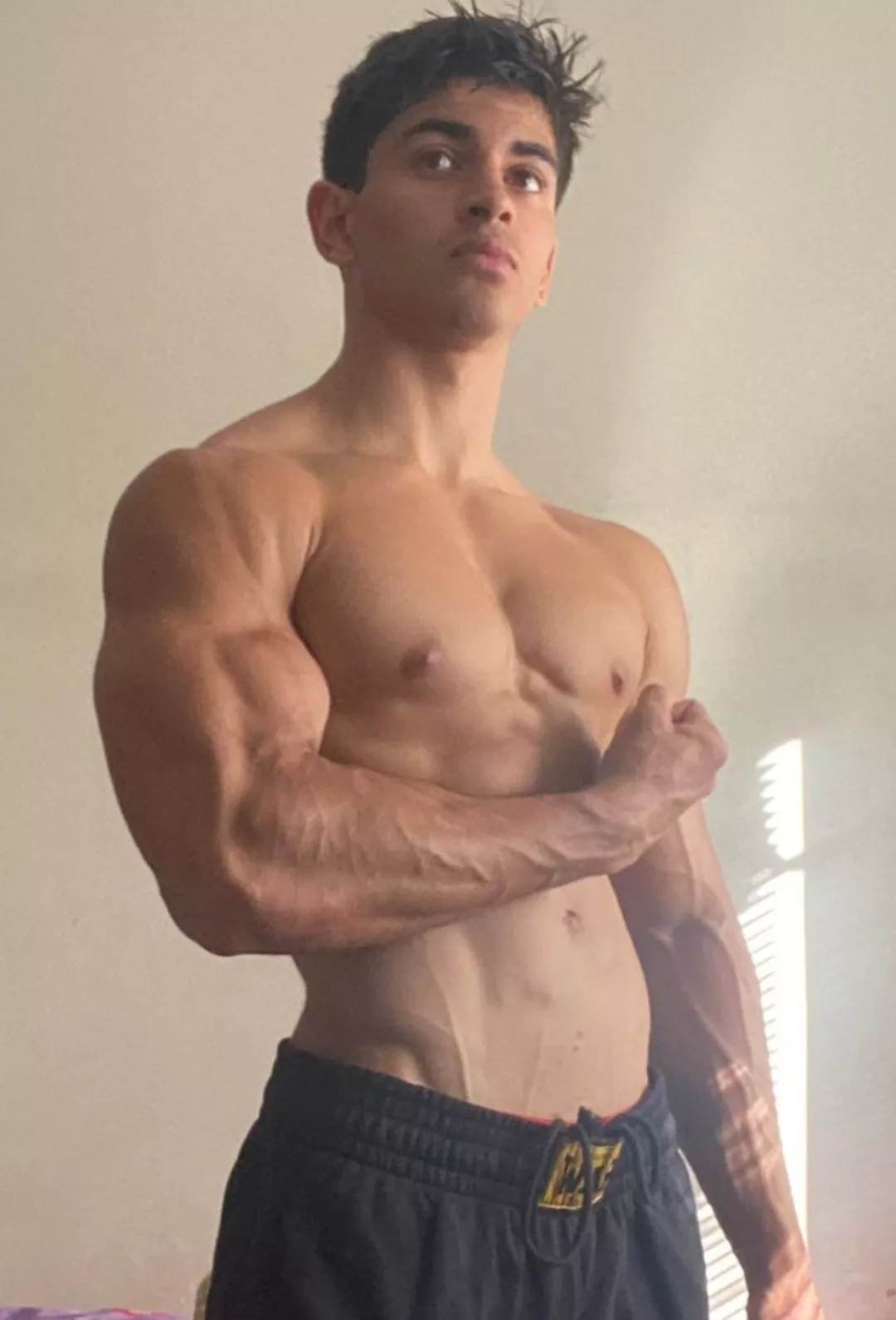 Can i be ur bf? posted by Huge_Help6920