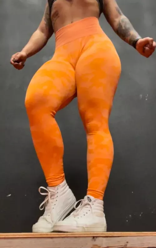 Can't start a day without a leg workout by Alexia_Richard