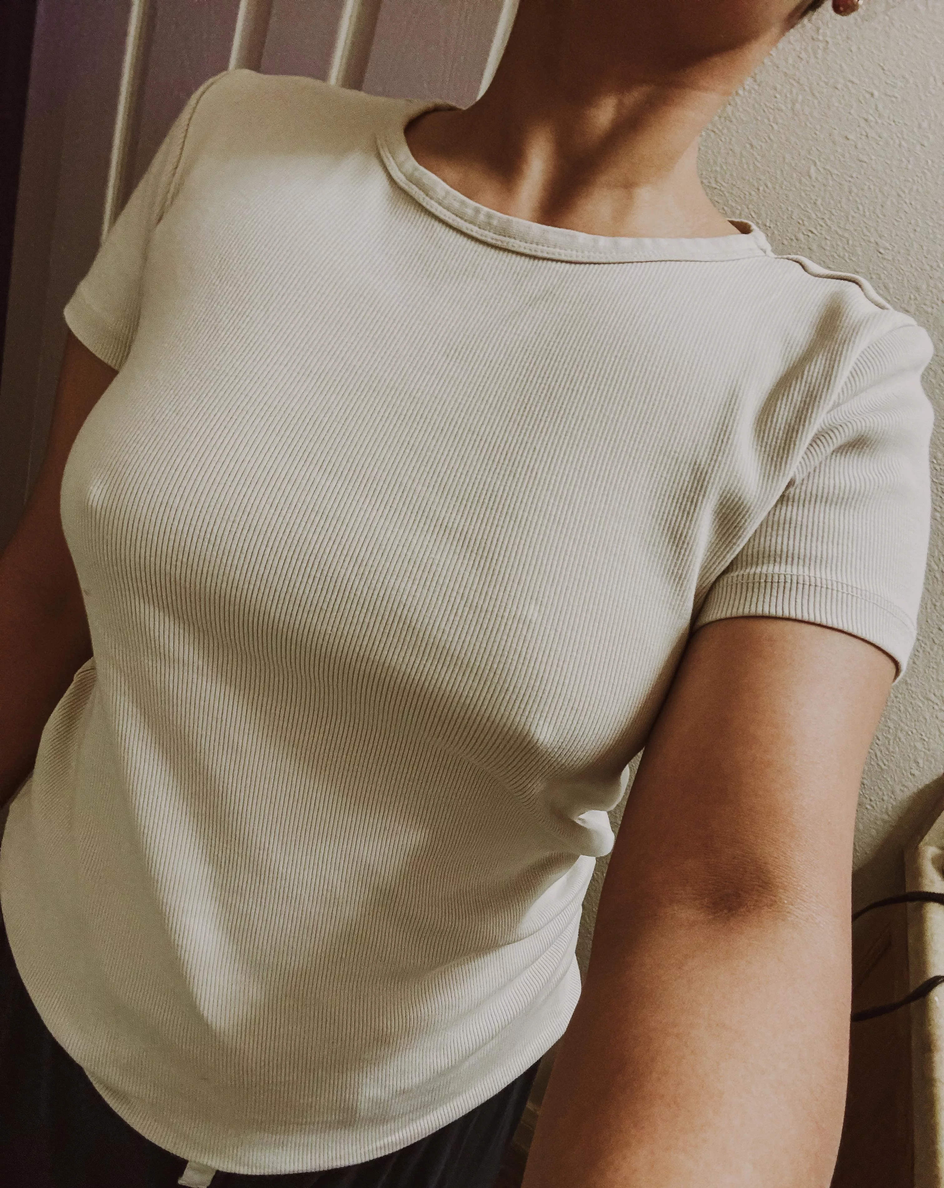 Couldn’t sleep 😣 need some warmth and comfort 🌙 posted by selenekingly