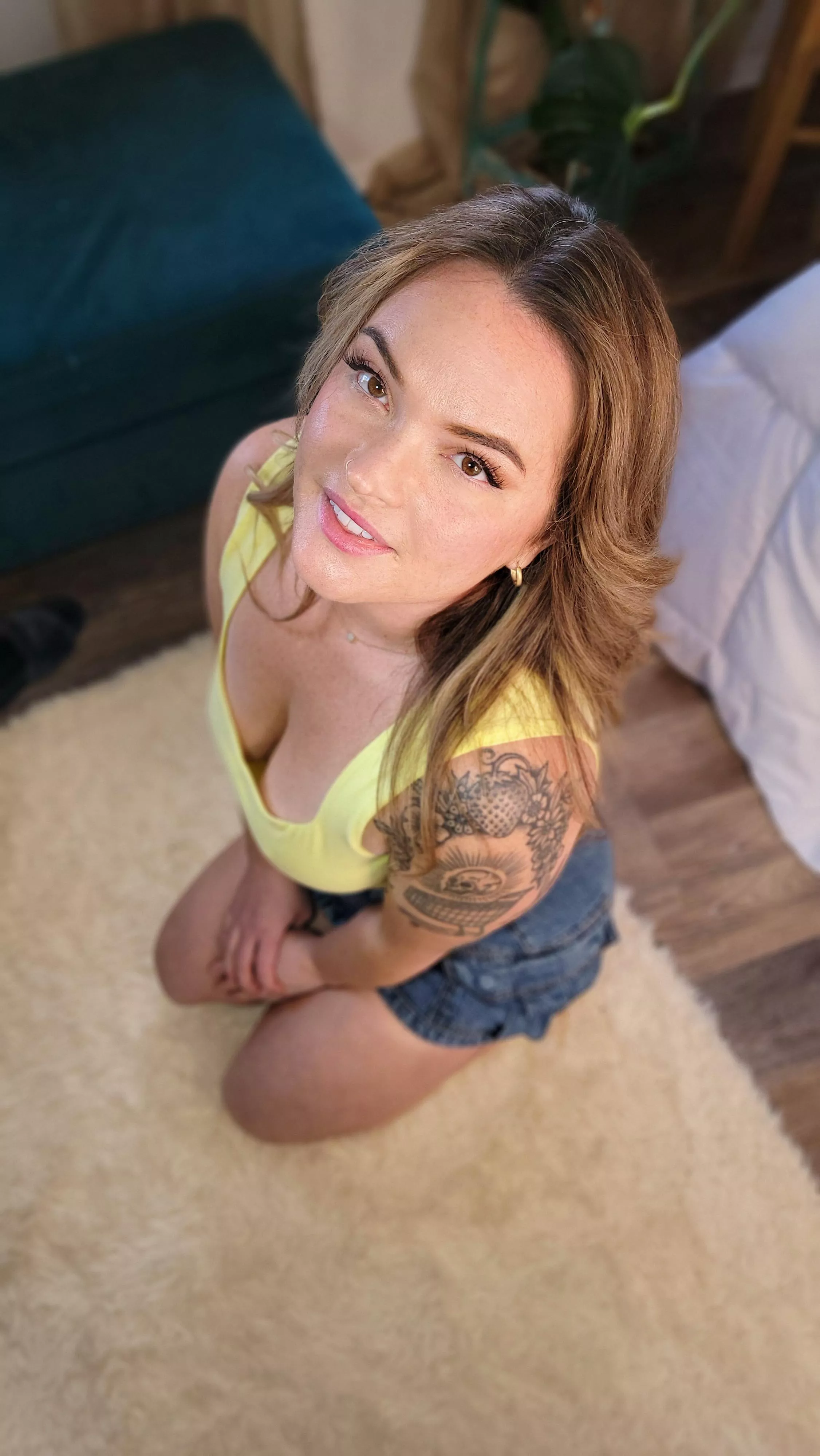 Forehead kisses please [f] posted by Gwenbunnybun