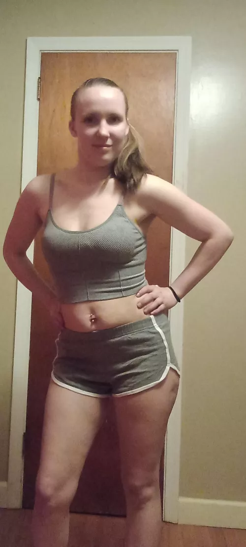 Getting ready for a home workout. by Sassylady33