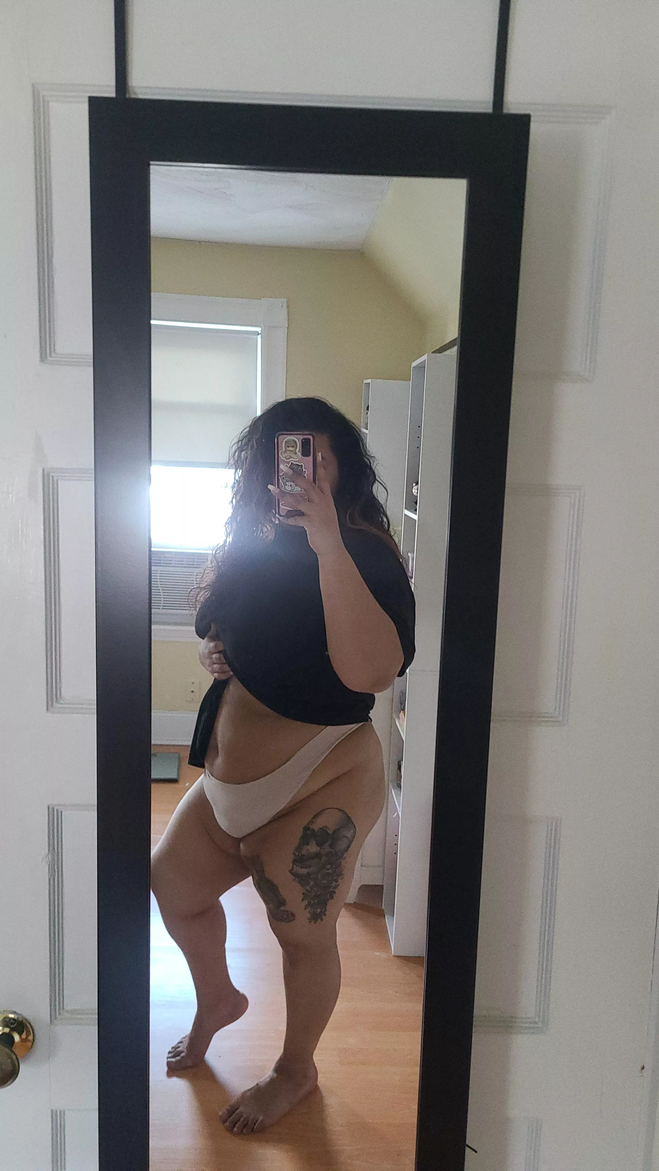 Good morning from a nice day off 😌🍑 posted by sAssAssAssin96