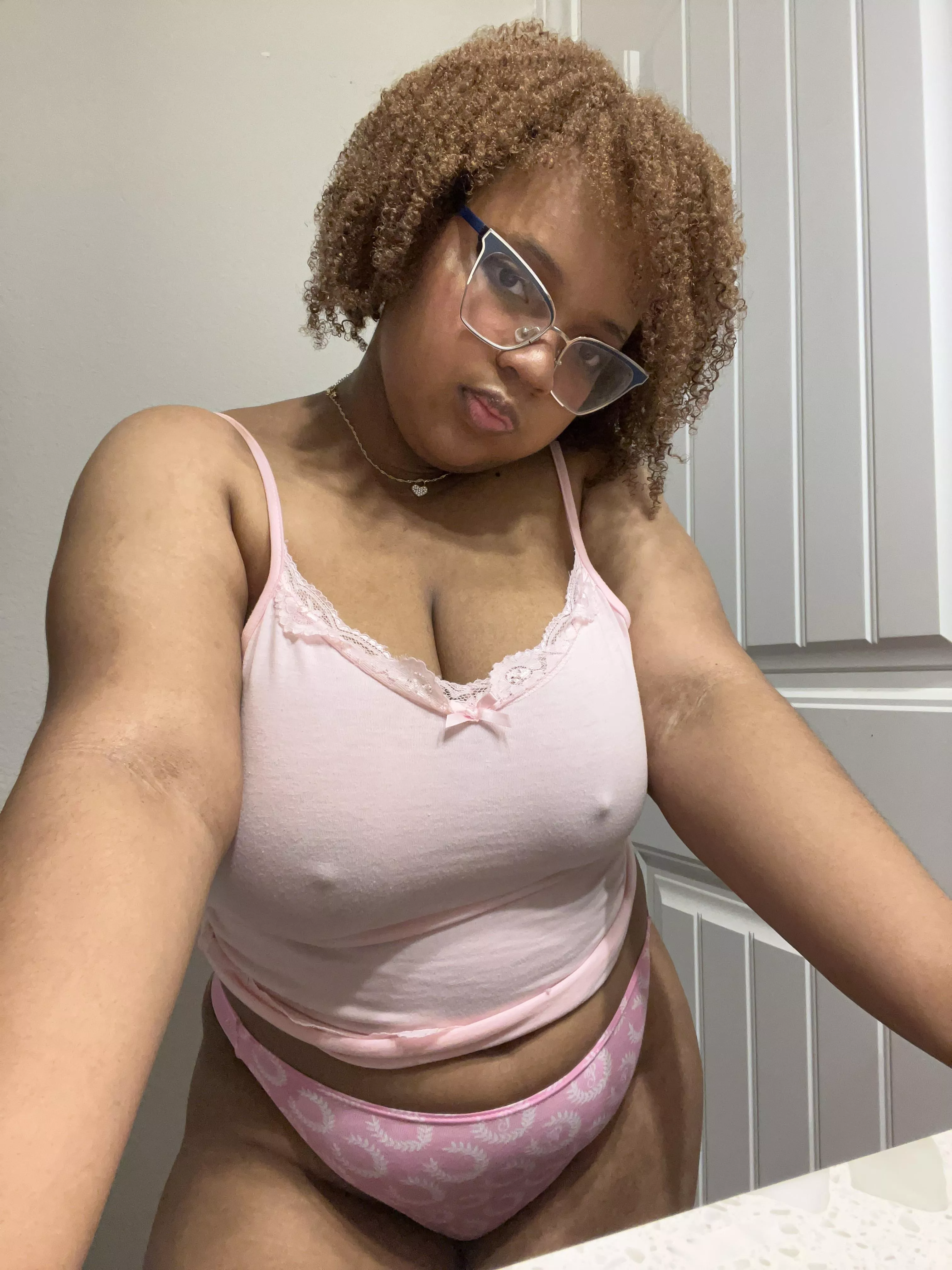 Good morning, let’s start the day right :) posted by AwkwardPersonThere