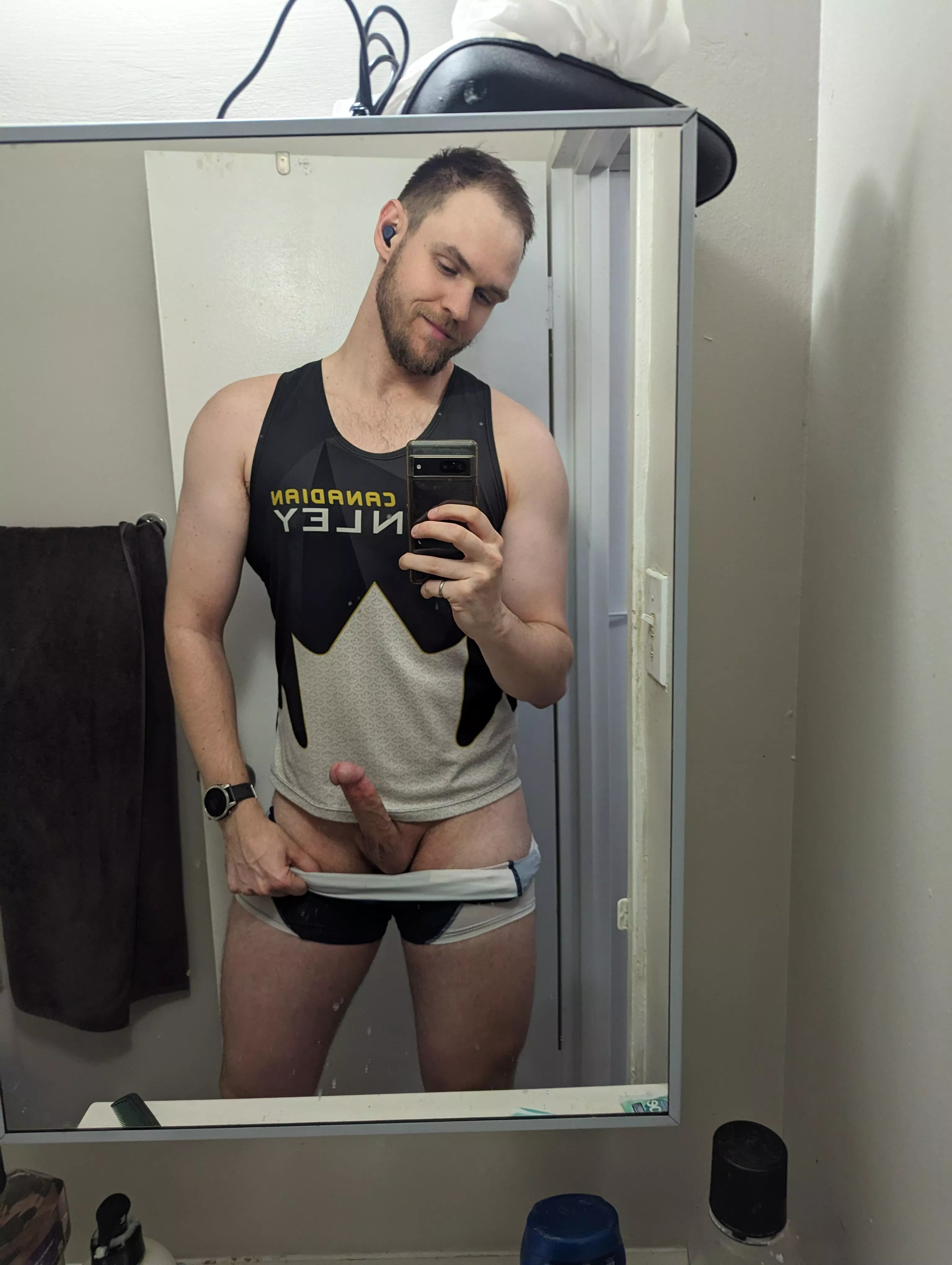 Had to sneak off mid workout  posted by CanuckInRed