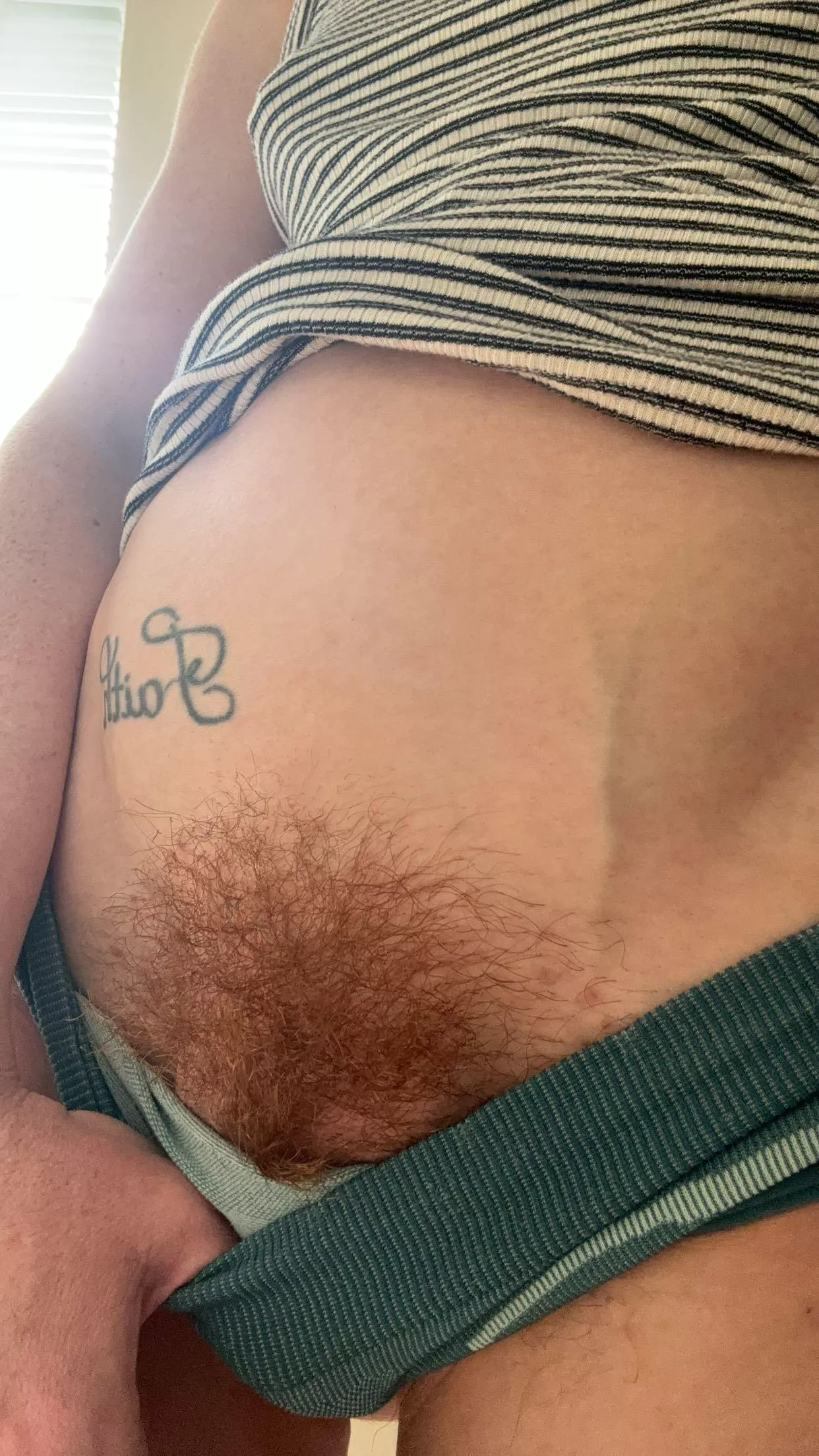 hair everywhere! (almost everywhere 😜) posted by redhotpearlx