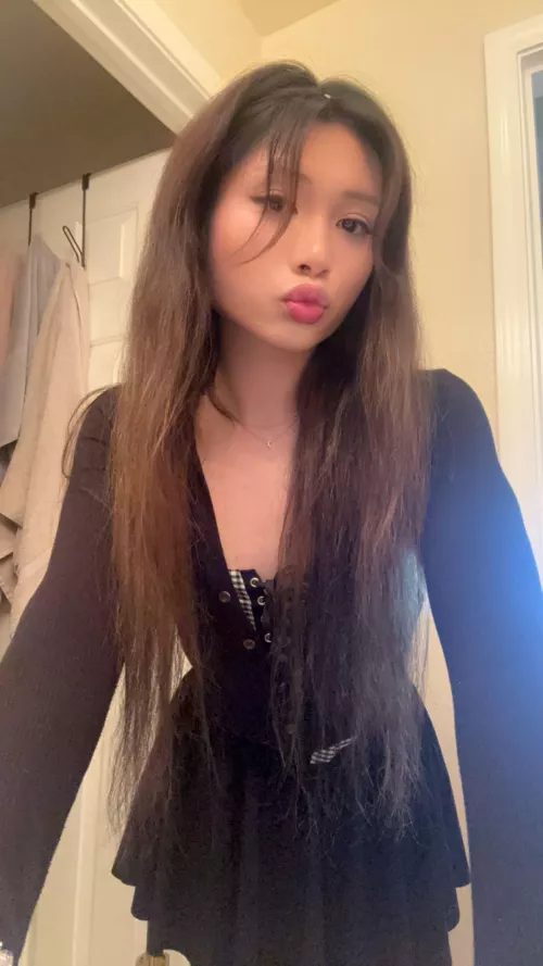 hiiii :)  by SailorDae