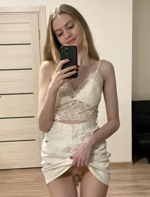 I don't wear panties by _RunawayBride_