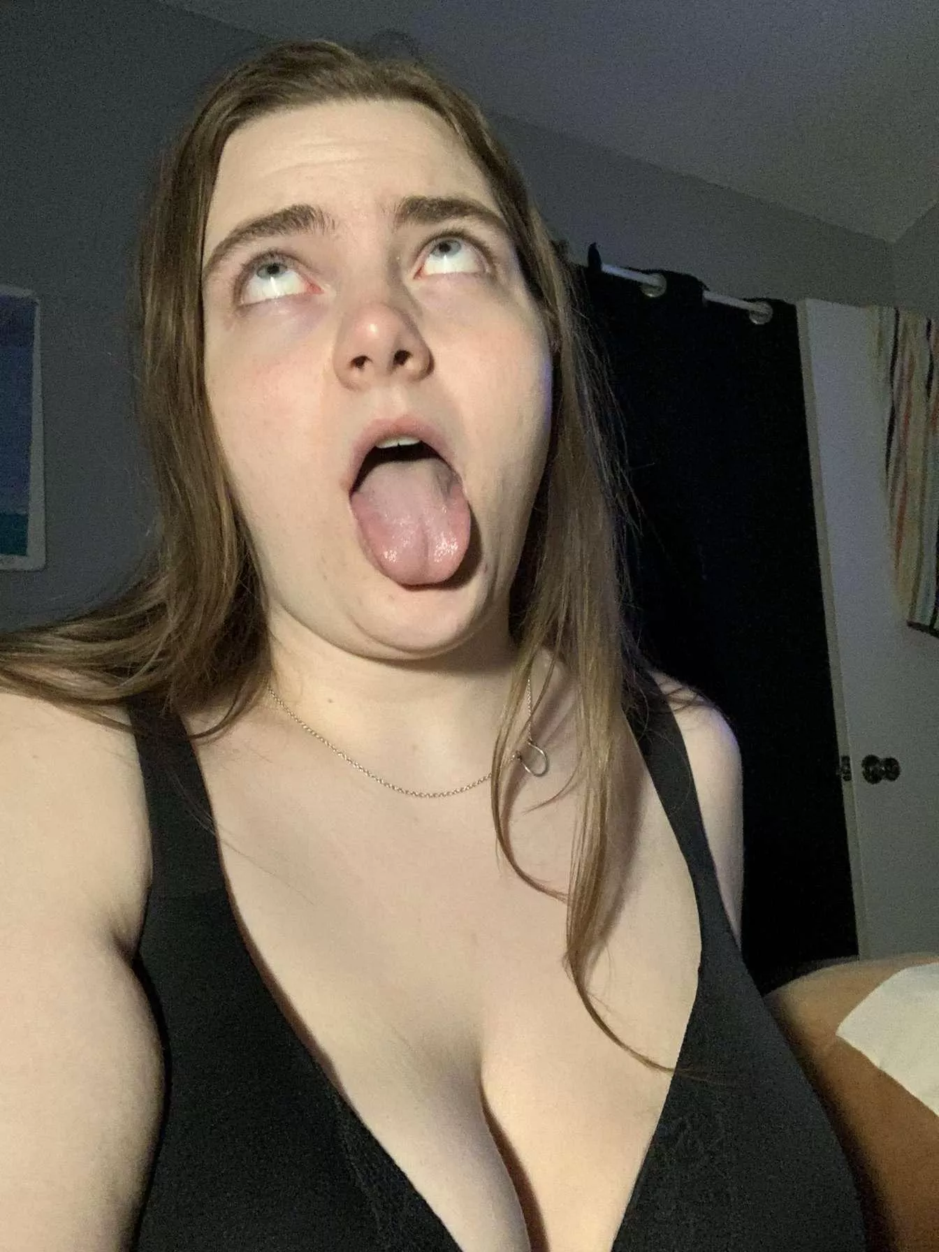 I feel like I have such a fuckable face 🙈 posted by SatinPumpkin